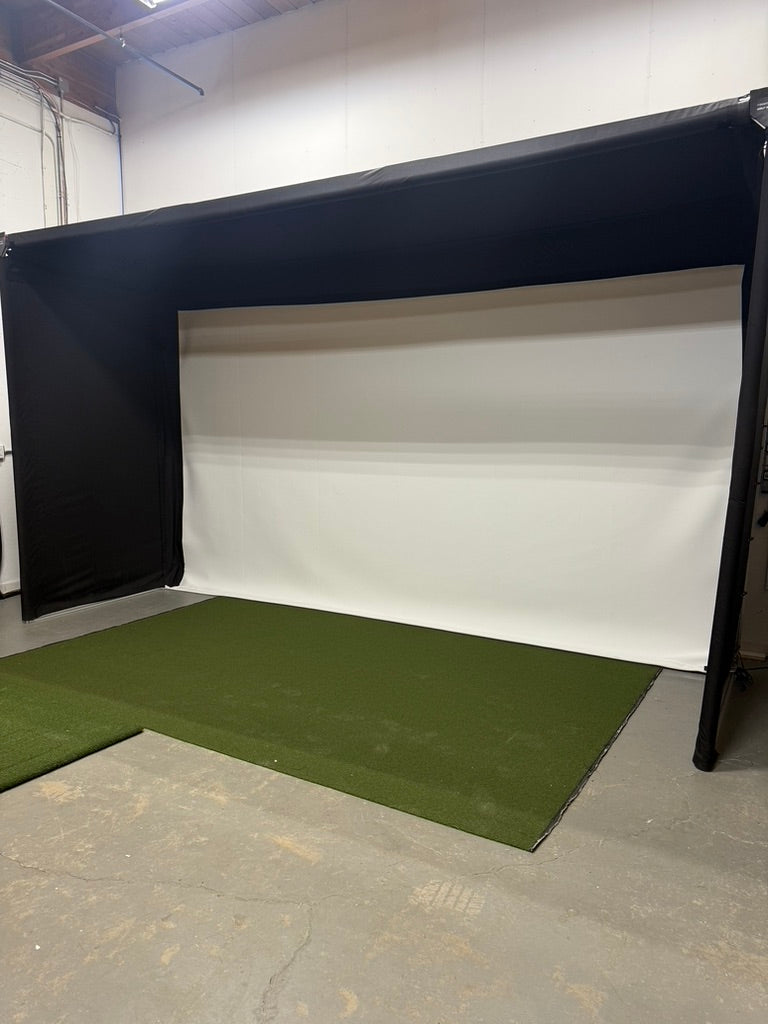 DEMO 16x9.5 SportScreen Parlour Series® Freestanding Golf Enclosure