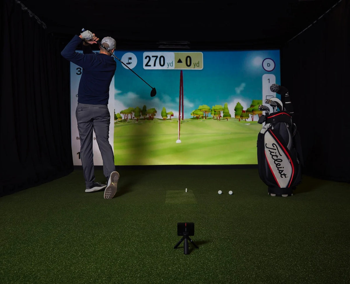 Garmin Approach R10 Launch Monitor / Golf Simulator (Canada Only Garmin Approach R10 Launch Monitor / Golf Simulator (Canada Only